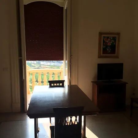 Palazzotamborino شقة